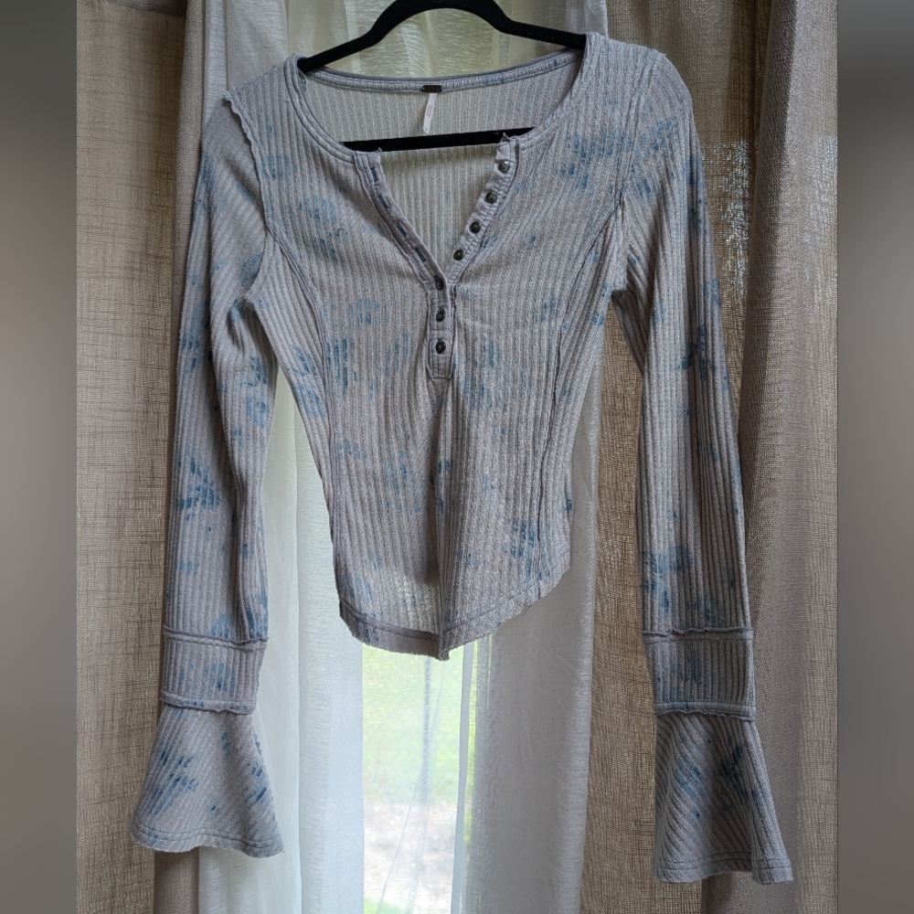 Free People Cream and Blue Ribbed Blouse with Flared Sleeves